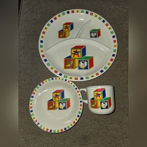 Vintage- The Cooksbazaar, Colorful Children's Dining Dish Set.